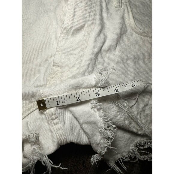Grlfrnd Helena High Rise Cut Off Short White Size 26 - Picture 8 of 8
